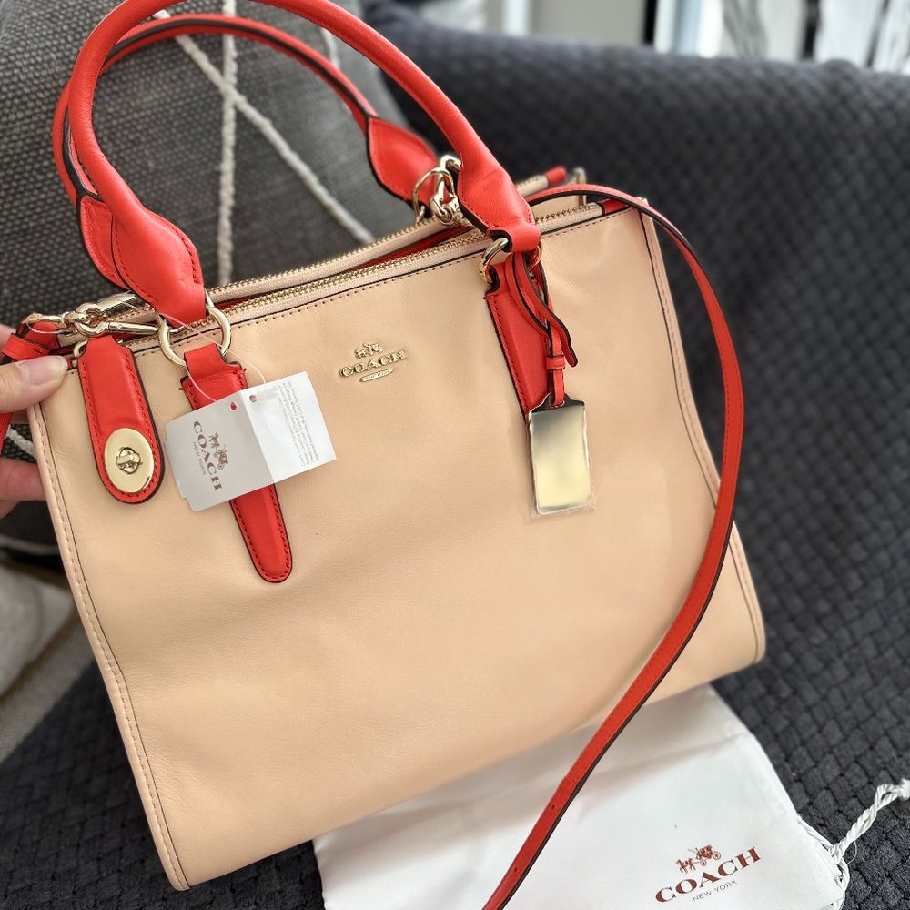 (NWT) Coach Crosby Carryall in two tone smooth leather bag